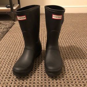 Hunter Original Refined Short Rain Boots size 8